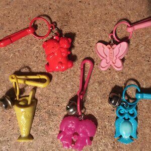 5X VINTAGE 1980S PLASTIC BELL CHARM BUTTERFLY BEARS ICE CREAM OWL TWINS STARS